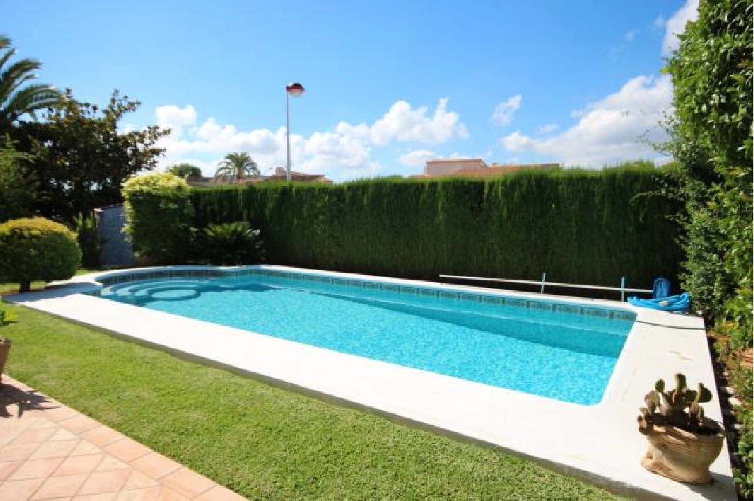 villa en Els Poblets(Barranquets) en venta, superficie 160 m², ano de construccion 2000, estado neat, + calefaccion suelo, parcela 876 m², 3 dormitorios, 3 banos, piscina, ref.: 2-4316-14