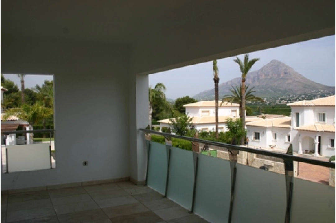 villa en Javea(Balcon) en venta, superficie 265 m², parcela 1048 m², 6 dormitorios, 3 banos, piscina, ref.: SV-2618-5