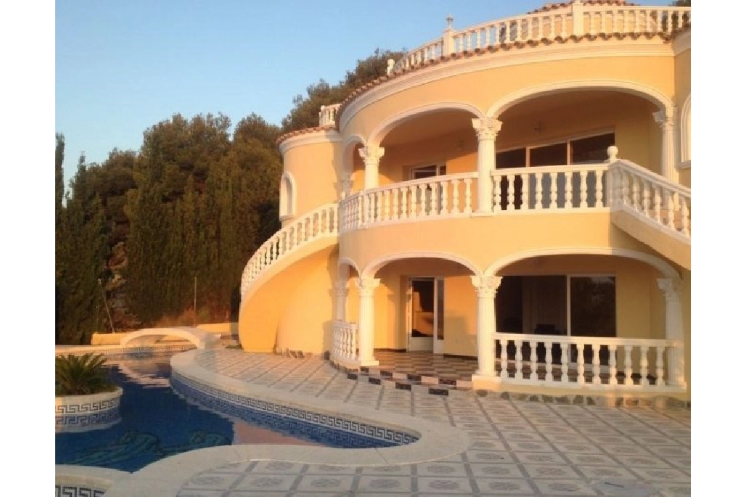 villa en Calpe en venta, superficie 380 m², ano de construccion 2013, + marble (electric), aire acondicionado, parcela 1000 m², 4 dormitorios, 4 banos, piscina, ref.: BI-CA.H-314-7