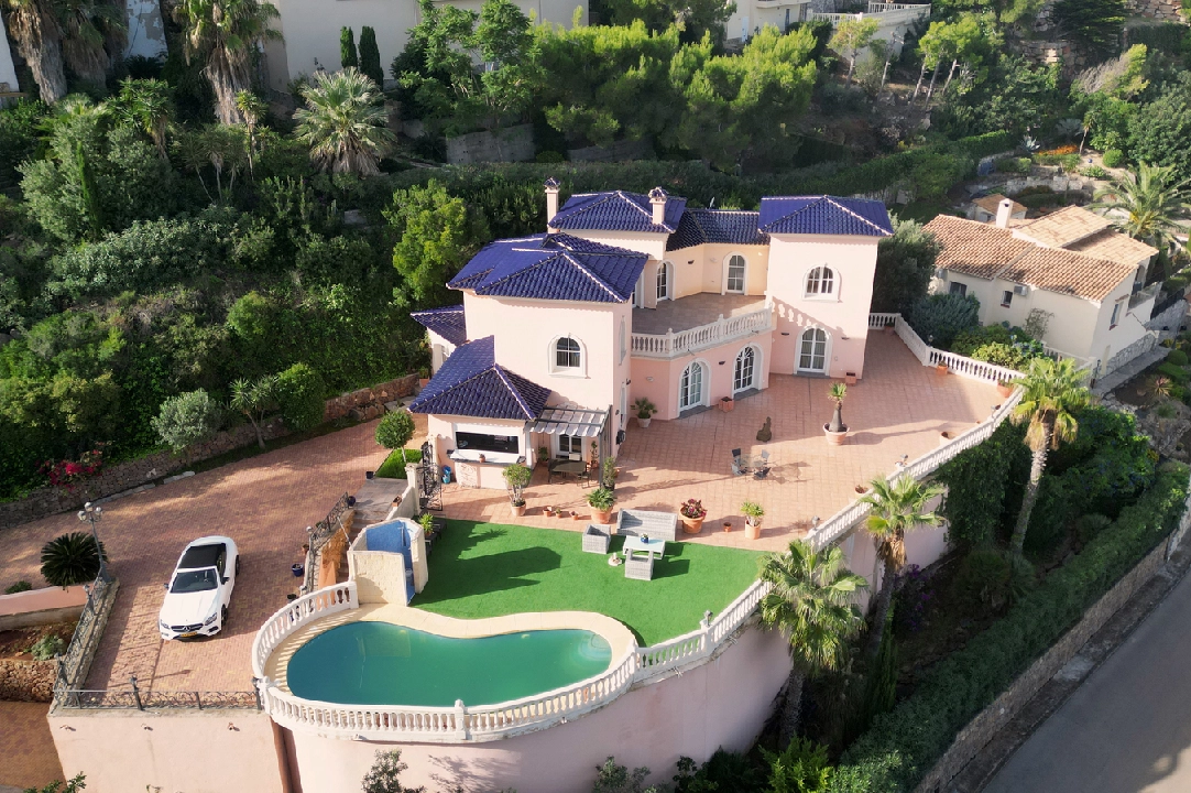 villa en Denia-La Sella en venta, superficie 425 m², ano de construccion 2006, estado mint, + calefaccion suelo, aire acondicionado, parcela 1300 m², 5 dormitorios, 4 banos, piscina, ref.: MJ-0618-3