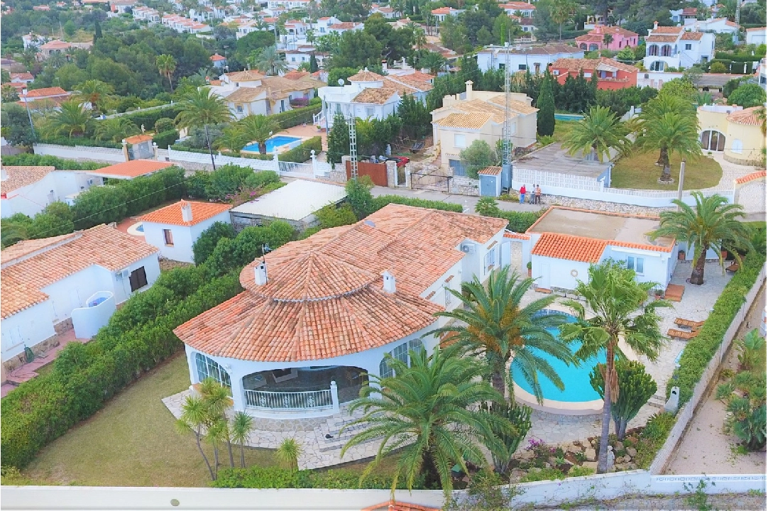 villa en Denia(Montgo) en venta, superficie 163 m², ano de construccion 1981, + calefaccion central, aire acondicionado, parcela 809 m², 3 dormitorios, 2 banos, piscina, ref.: HD-0619-2