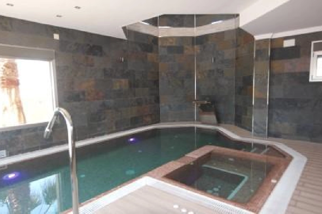 villa en Benissa en venta, superficie 585 m², parcela 1843 m², 4 dormitorios, 5 banos, piscina, ref.: COB-2005-31