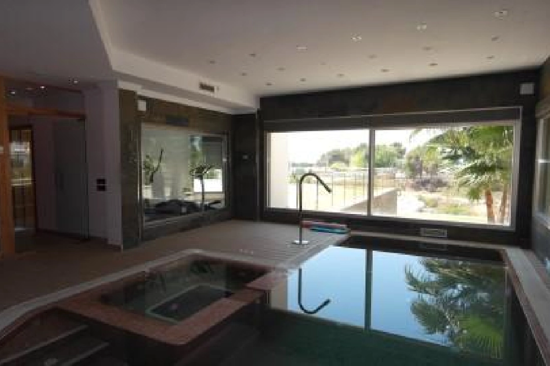 villa en Benissa en venta, superficie 585 m², parcela 1843 m², 4 dormitorios, 5 banos, piscina, ref.: COB-2005-33