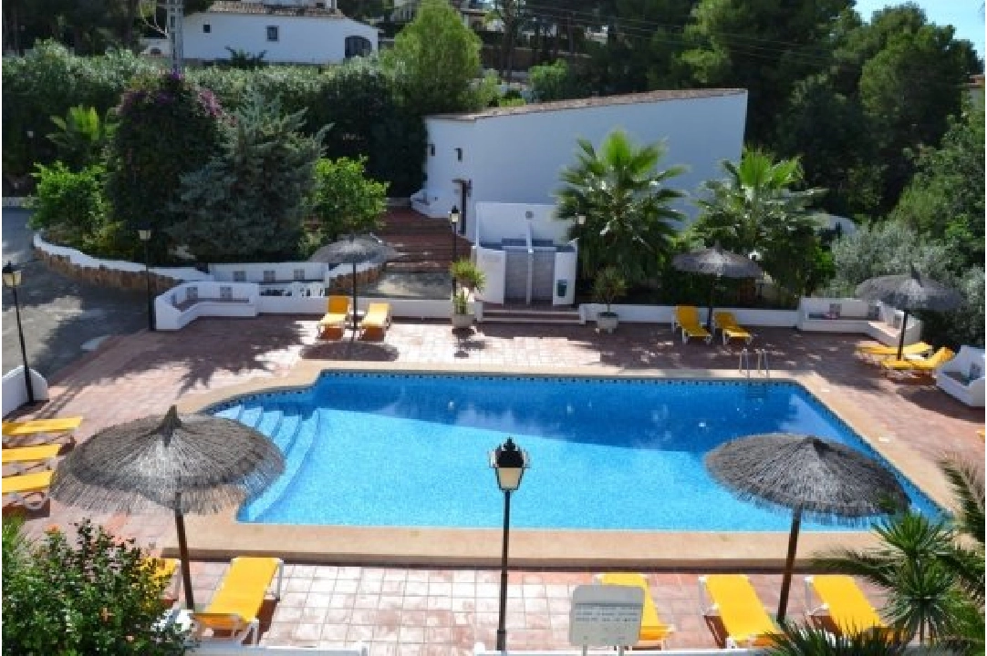 inversion en Moraira en venta, 18 dormitorios, 20 banos, piscina, ref.: BS-3974656-6