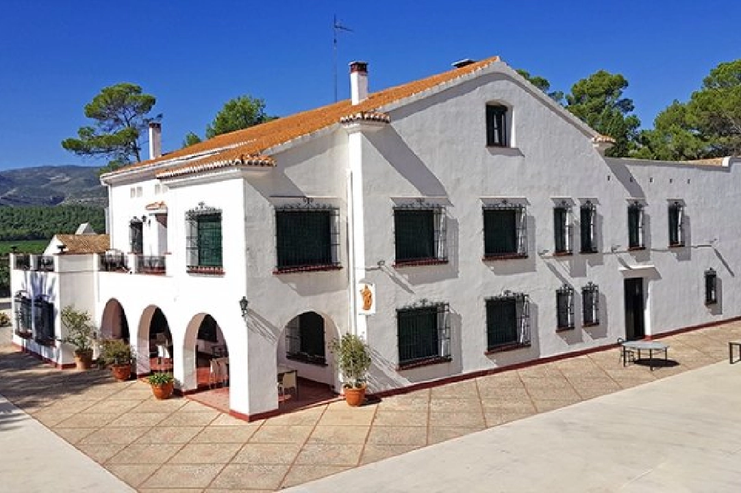 villa en Gandia en venta, superficie 1300 m², parcela 200000 m², 20 banos, ref.: BS-3974641-49
