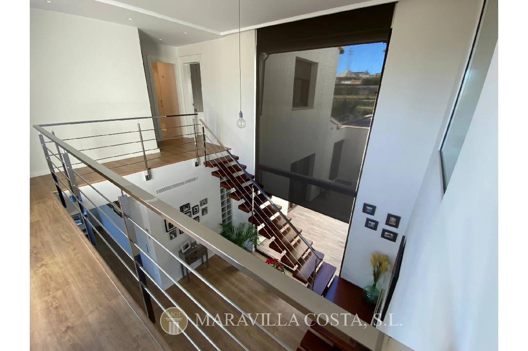 villa en Javea en venta, superficie 220 m², + calefaccion suelo, aire acondicionado, parcela 1583 m², 4 dormitorios, 3 banos, piscina, ref.: MV-M-2477-29