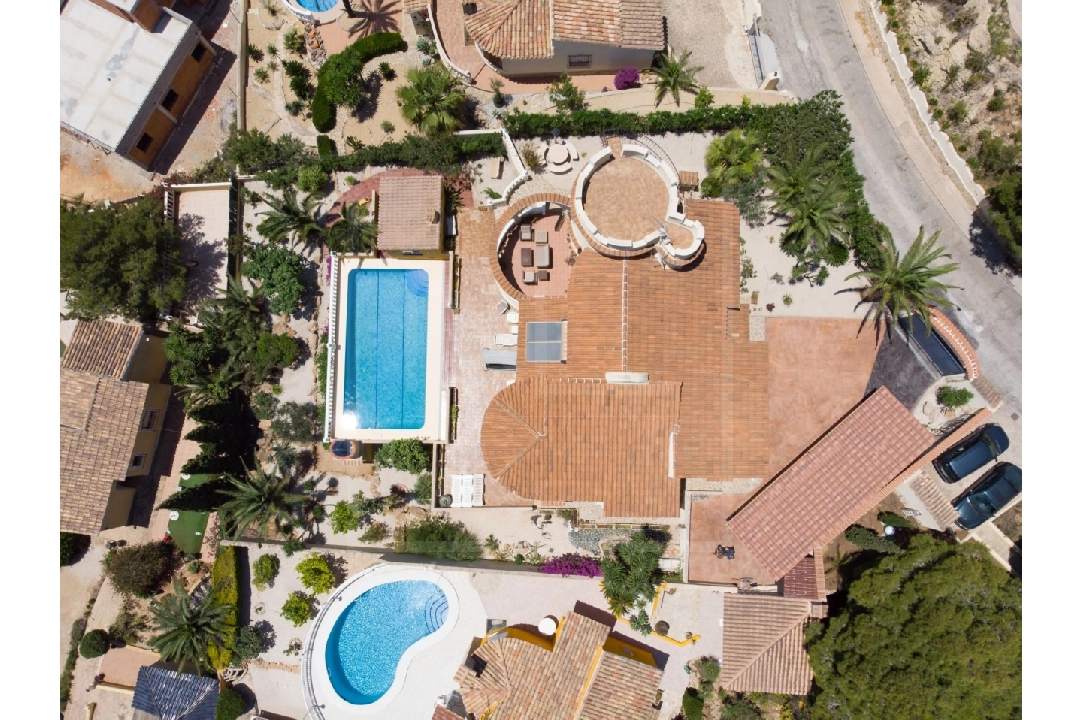villa en Benitachell(Cumbre del Sol) en venta, superficie 237 m², + calefaccion central, parcela 1011 m², 5 dormitorios, 3 banos, piscina, ref.: NL-NLD1394-16