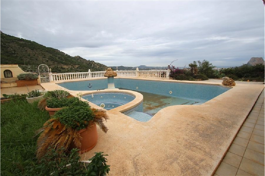 villa en Calpe en venta, superficie 609 m², parcela 3102 m², 4 dormitorios, 4 banos, piscina, ref.: COB-3330-3