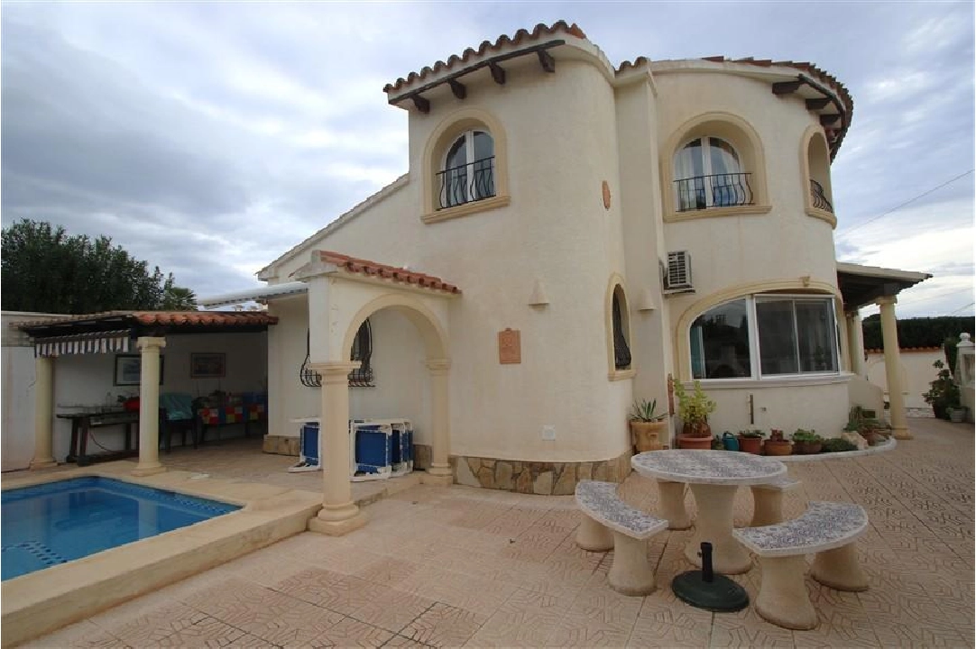 villa en Calpe en venta, superficie 232 m², parcela 805 m², 3 dormitorios, 3 banos, piscina, ref.: COB-3323-12