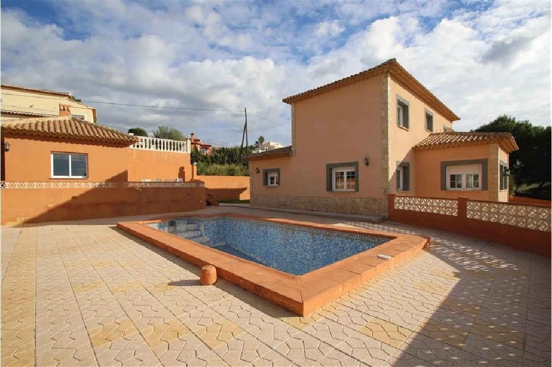 villa en Calpe en venta, superficie 331 m², parcela 849 m², 5 dormitorios, 3 banos, piscina, ref.: COB-3317-16