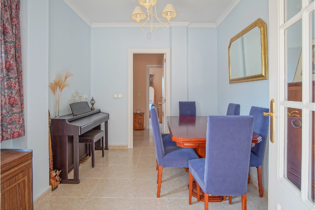 villa en Orba(Aspre) en venta, superficie 339 m², aire acondicionado, parcela 1342 m², 6 dormitorios, 5 banos, ref.: BP-8098ORB-27
