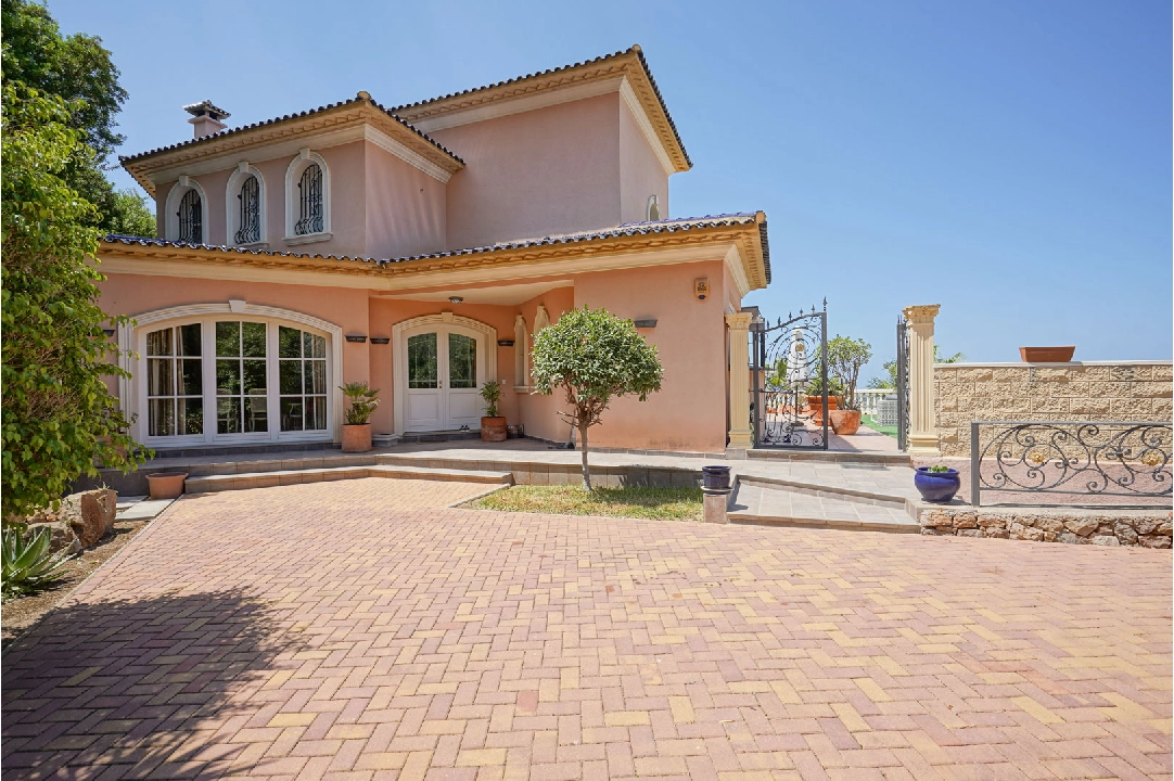 villa en Pedreguer(La Sella) en venta, superficie 392 m², aire acondicionado, parcela 1382 m², 5 dormitorios, 4 banos, ref.: BP-8100SEL-32