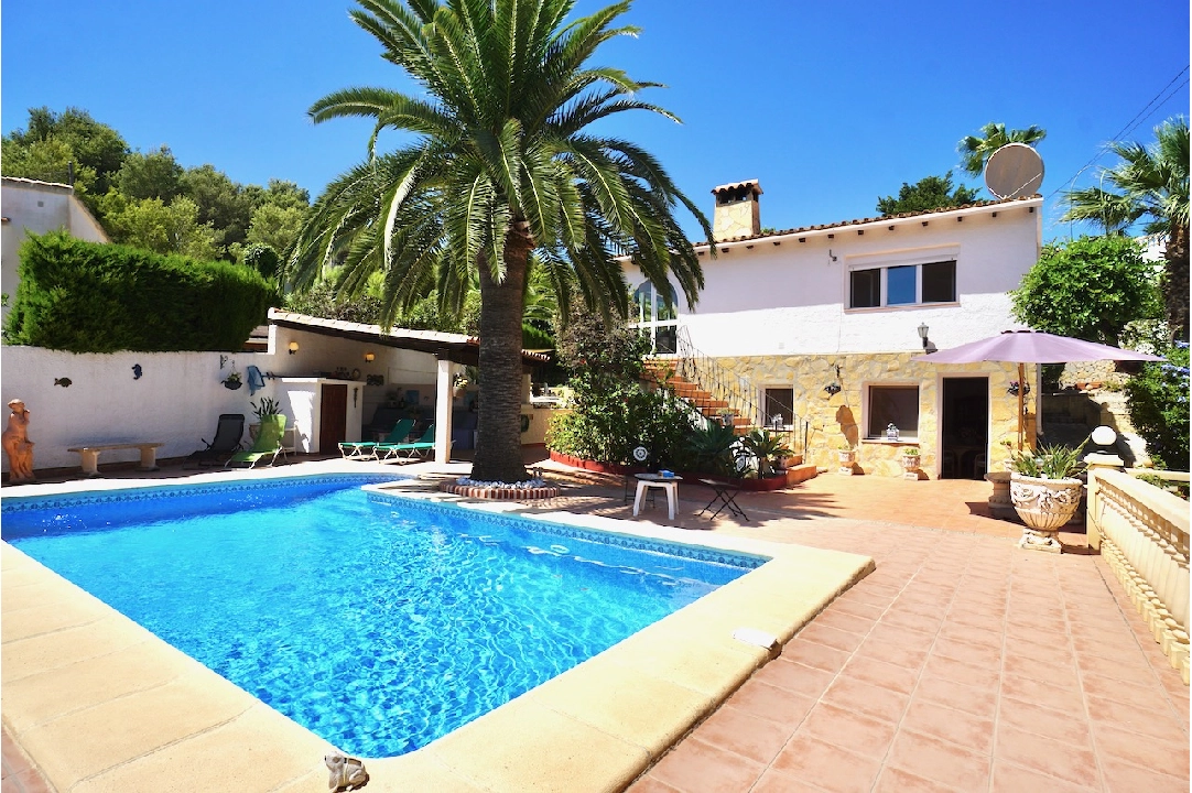villa en Moraira(Arnella) en venta, superficie 176 m², parcela 829 m², 3 dormitorios, 3 banos, piscina, ref.: CA-H-1668-AMBE-1