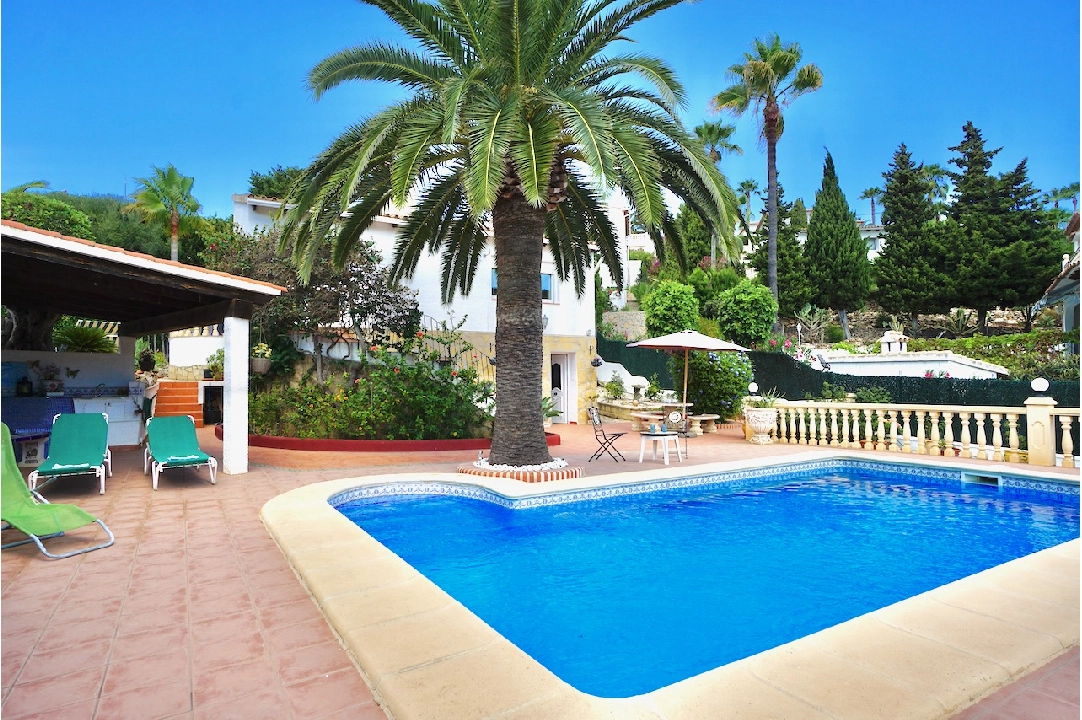 villa en Moraira(Arnella) en venta, superficie 176 m², parcela 829 m², 3 dormitorios, 3 banos, piscina, ref.: CA-H-1668-AMBE-2