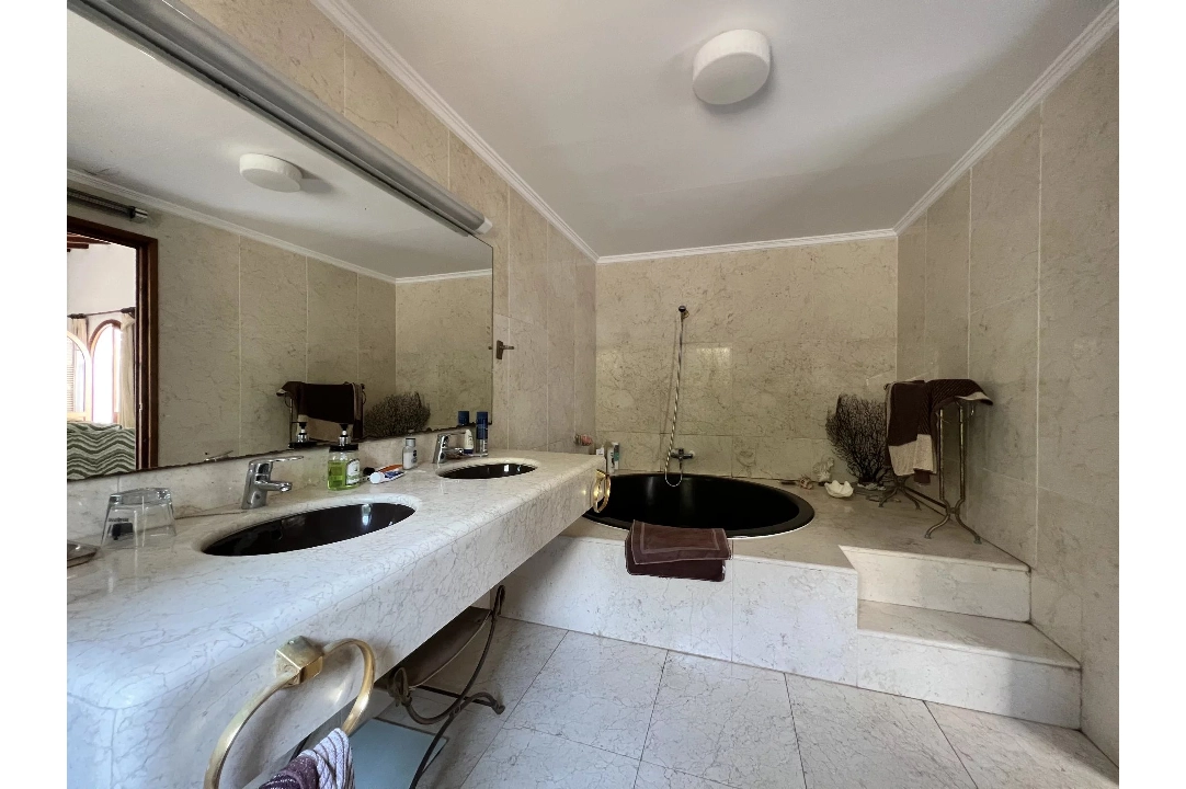 villa en Javea en venta, superficie 280 m², 5 dormitorios, 4 banos, piscina, ref.: BS-82871449-34