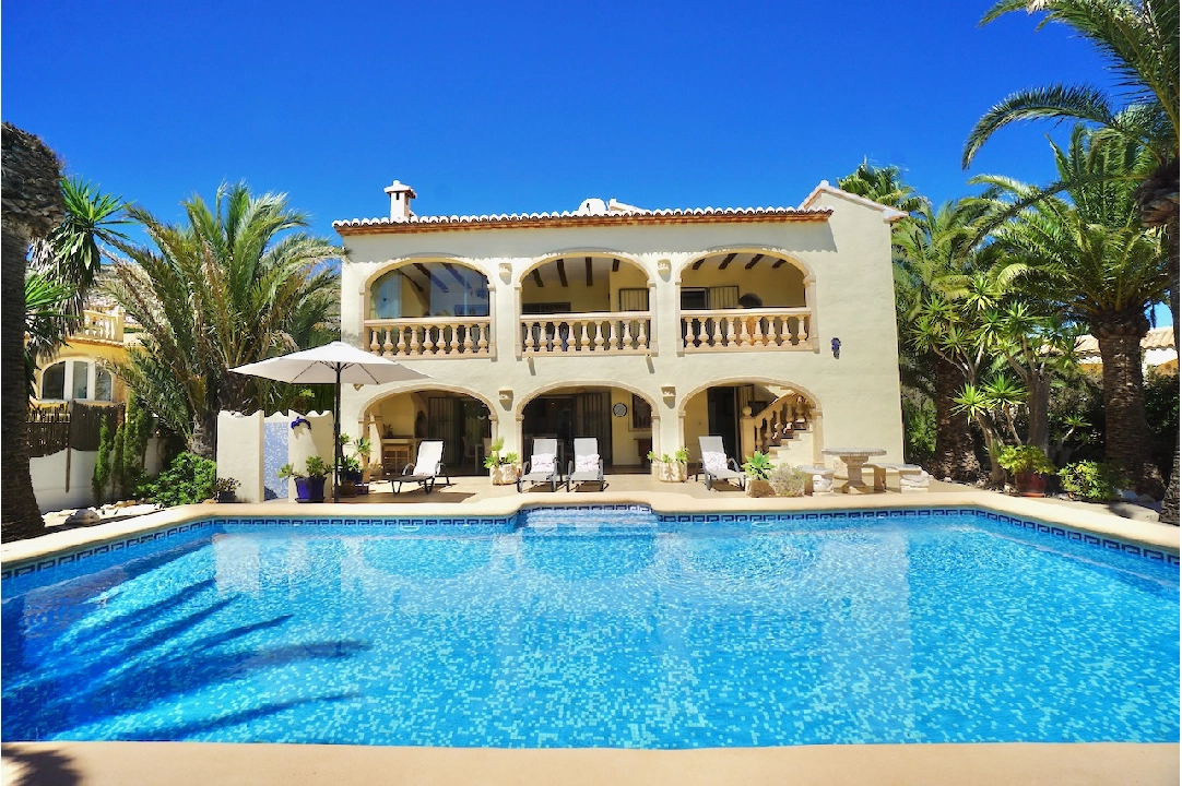 villa en Benitachell(La Cumbre del Sol) en venta, superficie 340 m², parcela 994 m², 5 dormitorios, 5 banos, piscina, ref.: CA-H-1677-AMBE-36