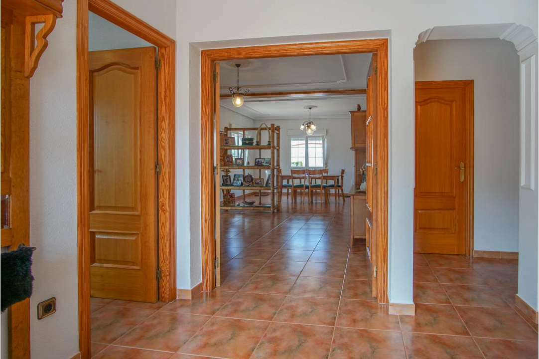 villa en Calpe(Partida La Calalga) en venta, superficie 345 m², parcela 867 m², 5 dormitorios, 3 banos, ref.: BP-7016CAL-14