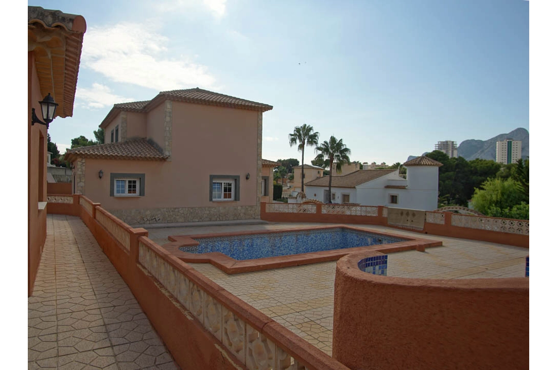 villa en Calpe(Partida La Calalga) en venta, superficie 345 m², parcela 867 m², 5 dormitorios, 3 banos, ref.: BP-7016CAL-9