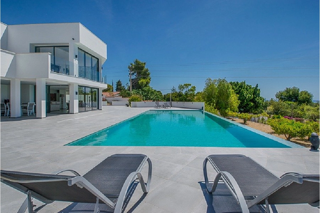 villa en Altea(Altea) en venta, superficie 580 m², aire acondicionado, parcela 6900 m², 5 dormitorios, 5 banos, piscina, ref.: AM-913DA-3700-7