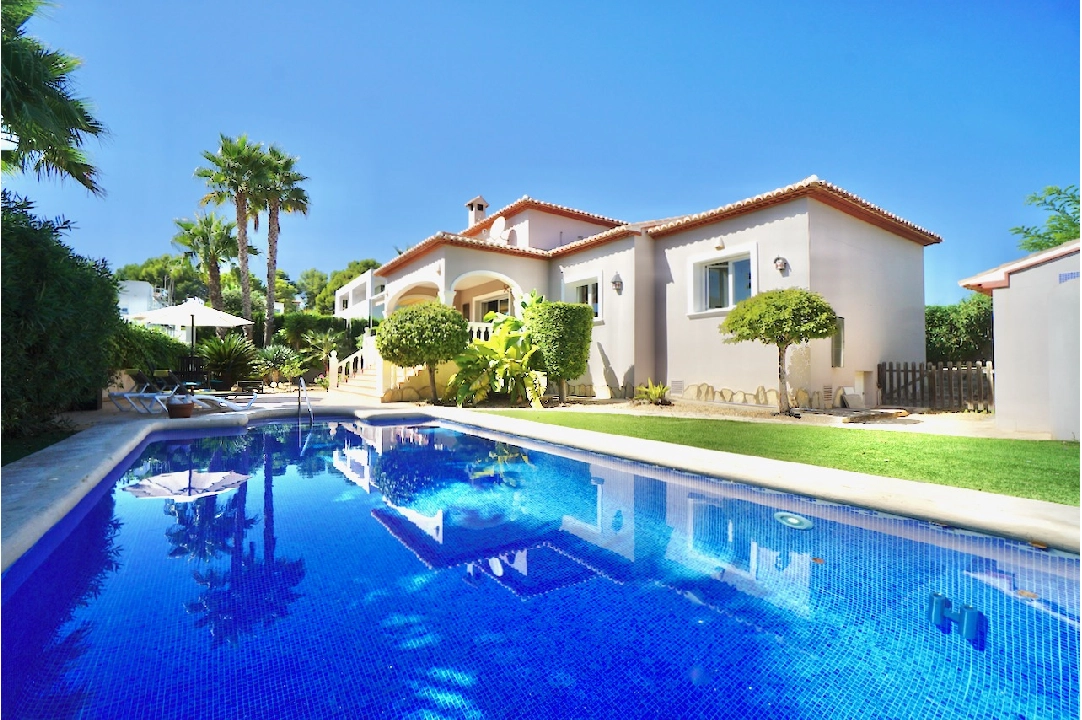 villa en Moraira(Camarrocha) en venta, superficie 140 m², aire acondicionado, parcela 807 m², 3 dormitorios, 2 banos, piscina, ref.: CA-H-1690-AMBEI-31