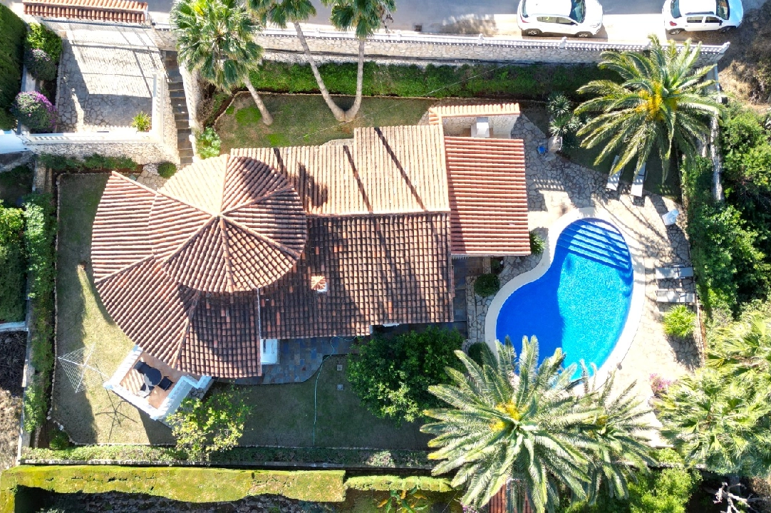 villa en Denia en venta, superficie 149 m², ano de construccion 1983, + KLIMA, aire acondicionado, parcela 780 m², 2 dormitorios, 2 banos, piscina, ref.: FK-0124-20