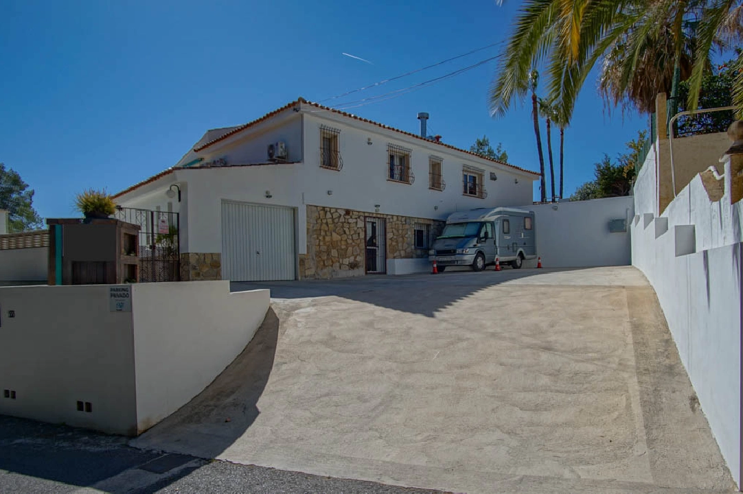 villa en La Nucia(Barranco Hondo) en venta, superficie 230 m², aire acondicionado, parcela 1087 m², 4 dormitorios, 3 banos, ref.: BP-7051NUC-2