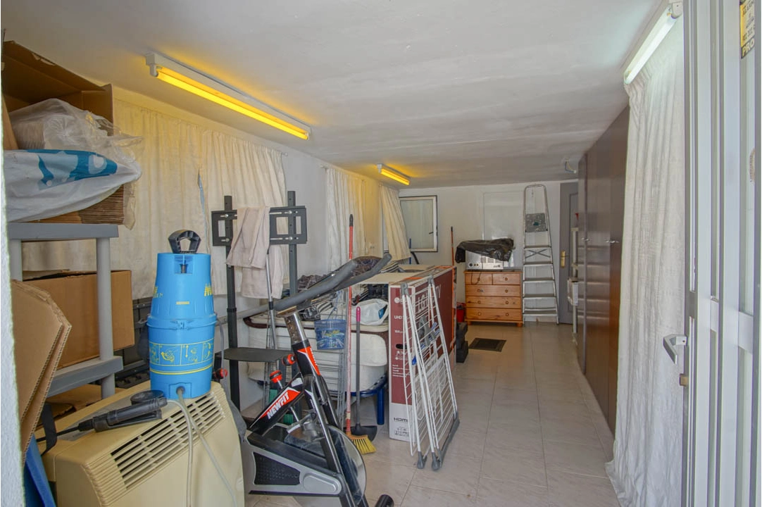 villa en La Nucia(Barranco Hondo) en venta, superficie 230 m², aire acondicionado, parcela 1087 m², 4 dormitorios, 3 banos, ref.: BP-7051NUC-29