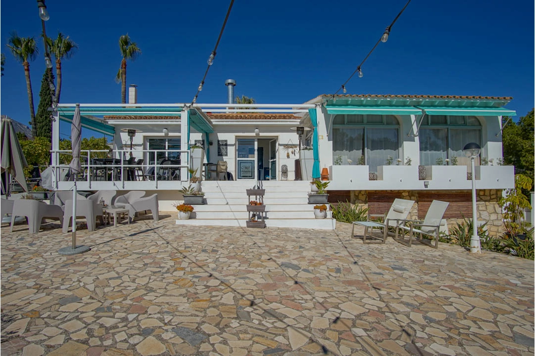 villa en La Nucia(Barranco Hondo) en venta, superficie 230 m², aire acondicionado, parcela 1087 m², 4 dormitorios, 3 banos, ref.: BP-7051NUC-3