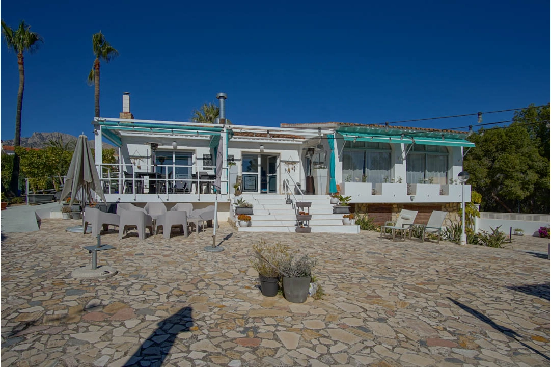 villa en La Nucia(Barranco Hondo) en venta, superficie 230 m², aire acondicionado, parcela 1087 m², 4 dormitorios, 3 banos, ref.: BP-7051NUC-4