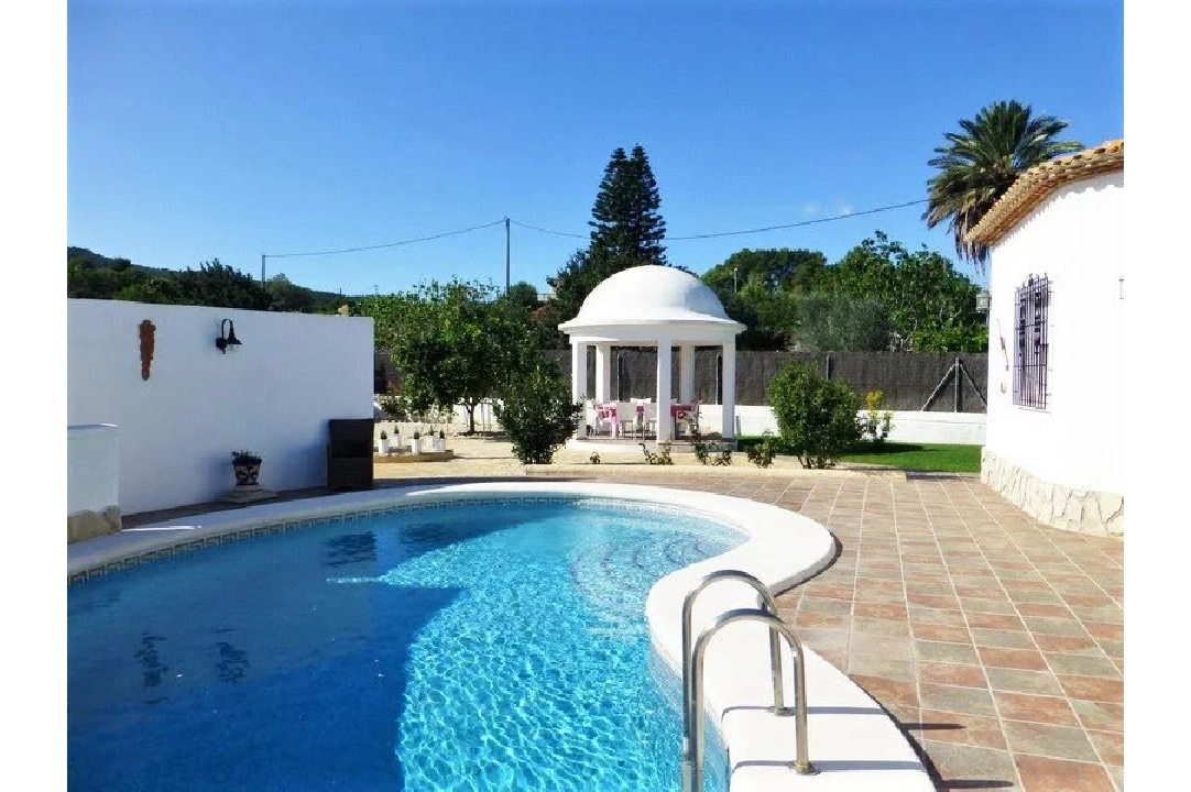 villa en Javea en venta, superficie 313 m², aire acondicionado, 4 dormitorios, 3 banos, piscina, ref.: BS-84092006-3