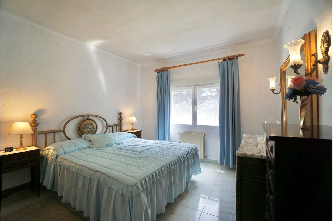 villa en Moraira(Moravit) en venta, superficie 232 m², parcela 701 m², 3 dormitorios, 2 banos, piscina, ref.: CA-H-1753-AMB-15