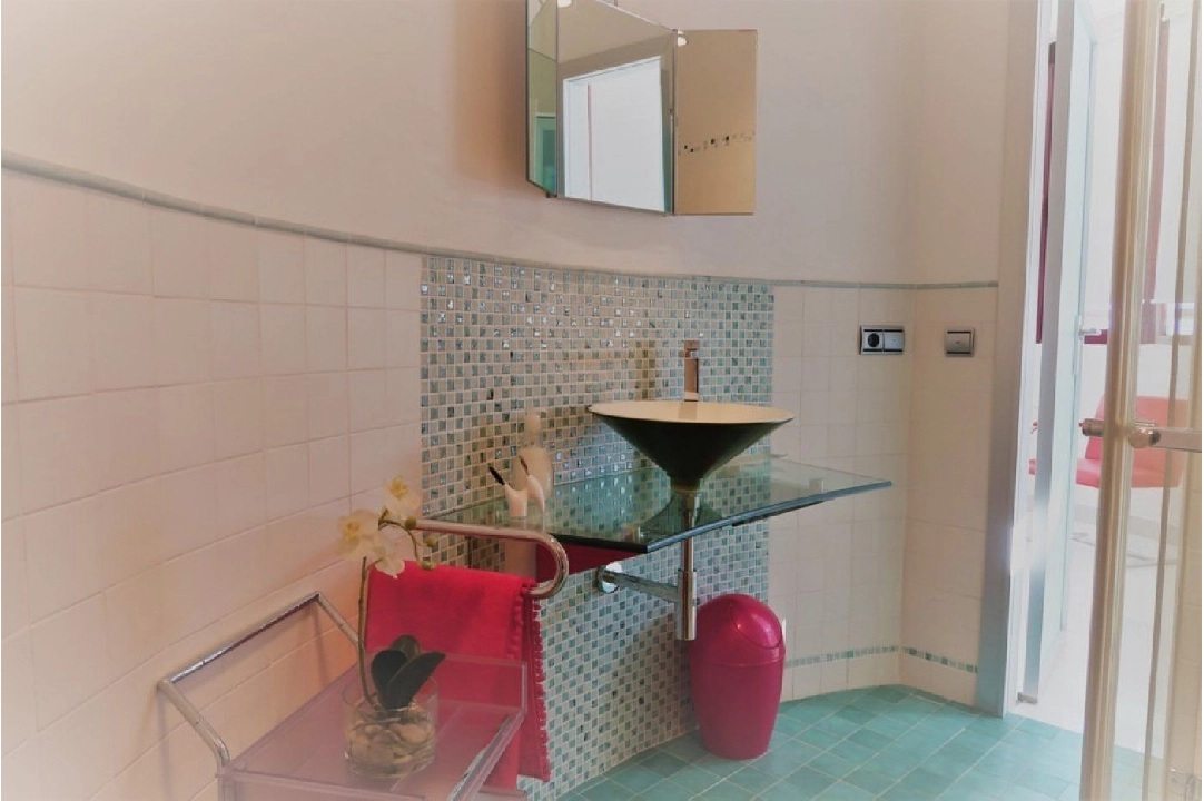 apartamento en Benidorm(Benidorm) en venta, superficie 176 m², aire acondicionado, 2 dormitorios, 2 banos, piscina, ref.: AM-822DA-3700-23
