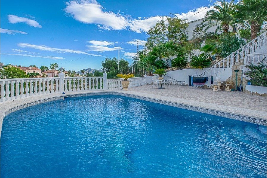villa en La Nucia(La nucia) en venta, superficie 173 m², aire acondicionado, parcela 680 m², 4 dormitorios, 1 banos, piscina, ref.: AM-1007DA-3700-24