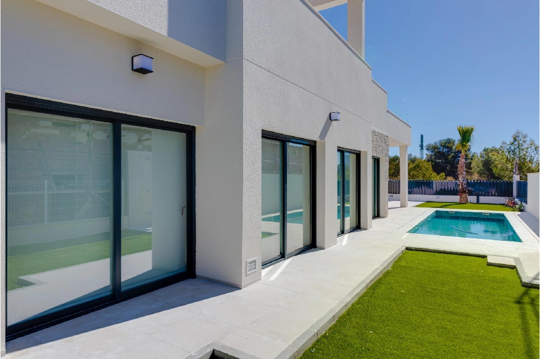 villa en Finestrat(Finestrat) en venta, superficie 148 m², parcela 394 m², 3 dormitorios, 2 banos, piscina, ref.: AM-1108DA-3700-21