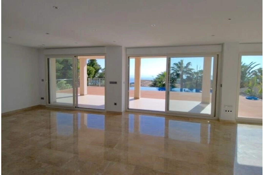 villa en Moraira(San Jaime) en venta, superficie 559 m², ano de construccion 2015, aire acondicionado, parcela 1132 m², 4 dormitorios, 9 banos, piscina, ref.: CA-H-590-AMB-3