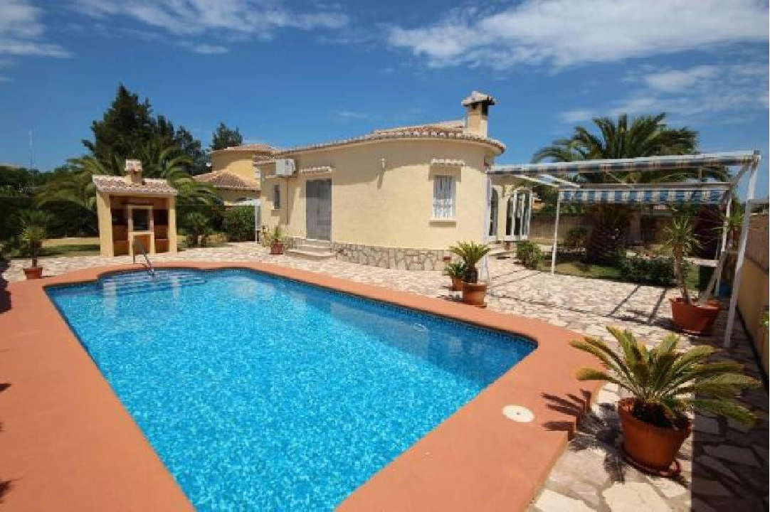 villa en Els Poblets en alquiler de vacaciones, superficie 92 m², ano de construccion 1999, parcela 500 m², 2 dormitorios, 2 banos, piscina, ref.: T-4711-1