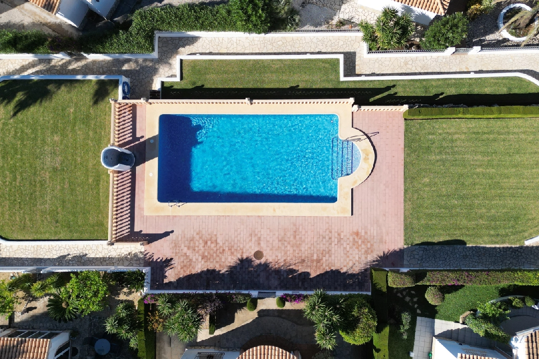 villa en Pedreguer(Monte Solana) en venta, superficie 156 m², ano de construccion 1999, estado neat, + calefaccion suelo, aire acondicionado, parcela 416 m², 5 dormitorios, 3 banos, piscina, ref.: 2-1014-7
